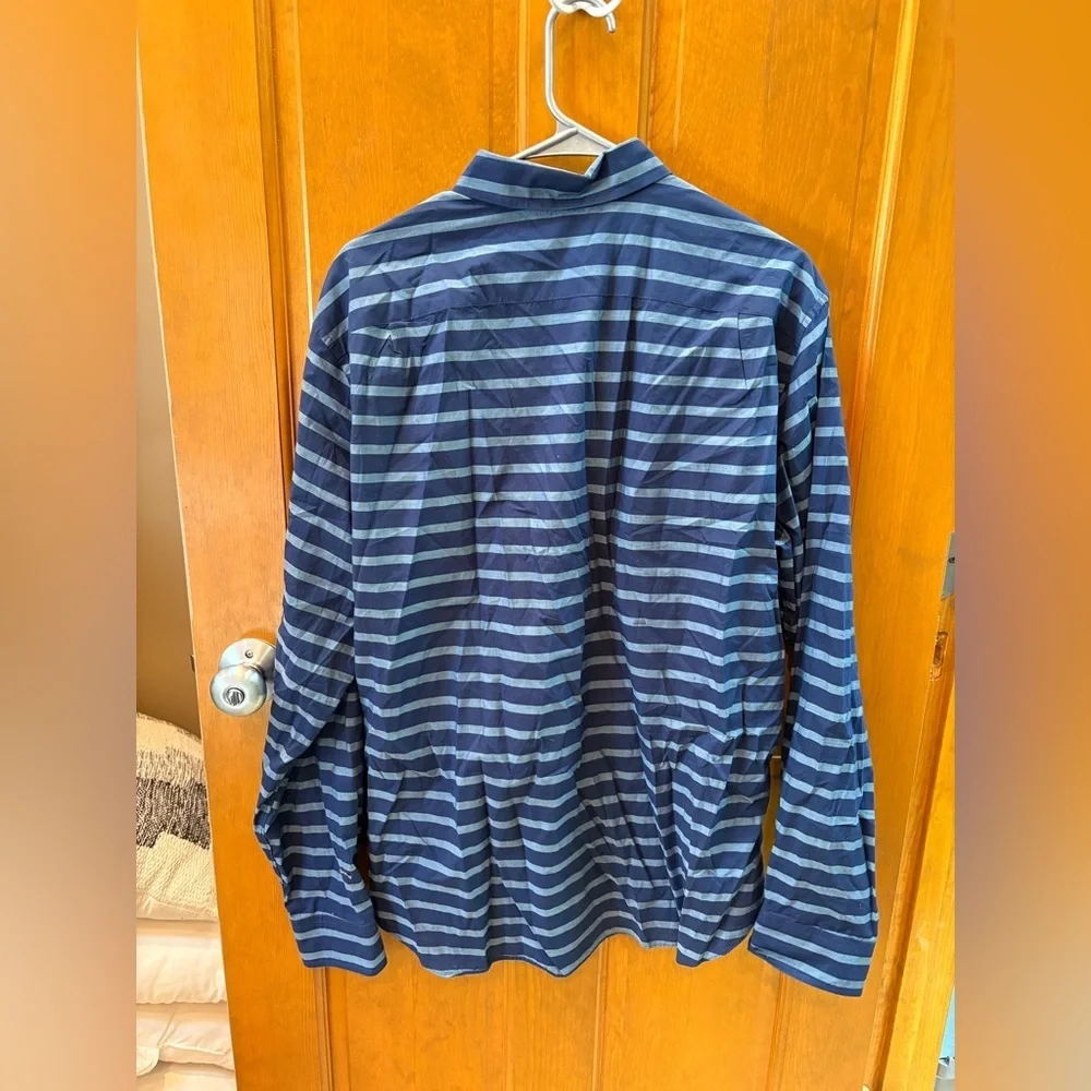 J.Crew Men’s Lightweight Cotton Striped Blue Button Down Shirt Size Large